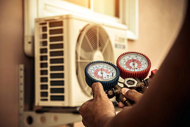 Professional Hvac technician working in Warner Robins, GA